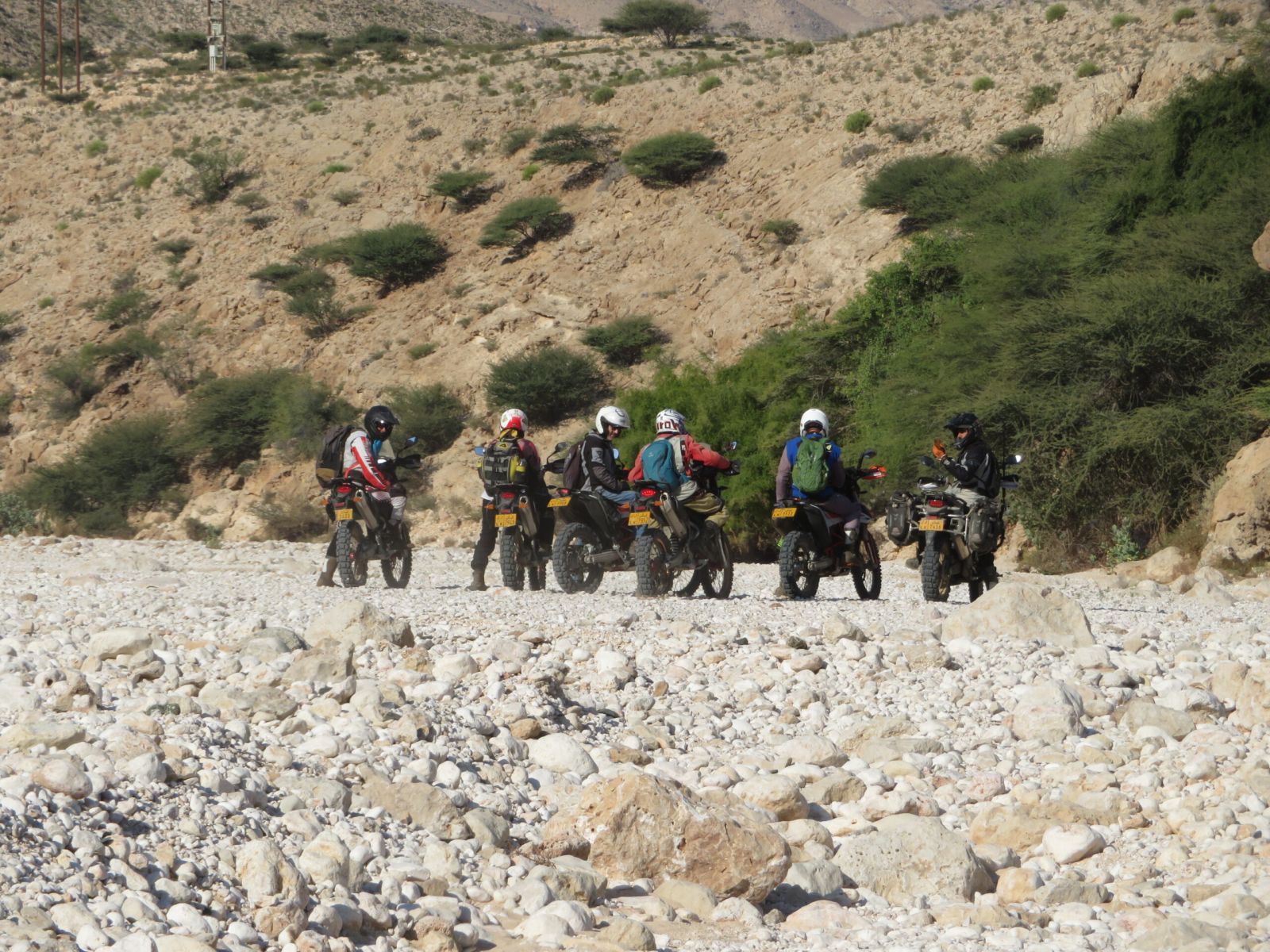 tour oman in moto